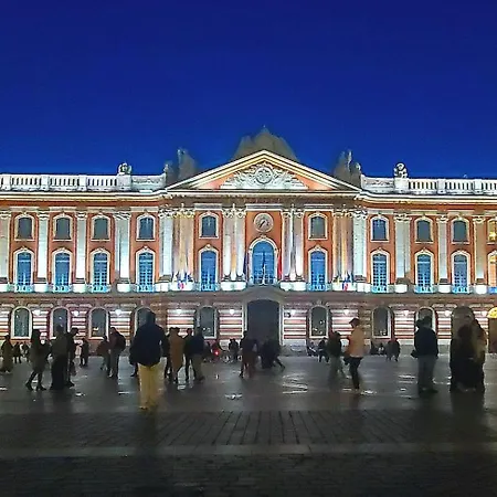 Hypercentre Capitole T2 Vaste Et Lumineux Daire *