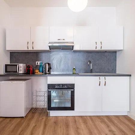 Hypercentre Capitole T2 Vaste Et Lumineux *